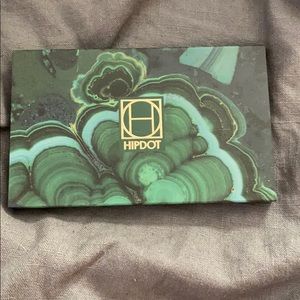 Hipdot Pressed Eyeshadow Pallete
